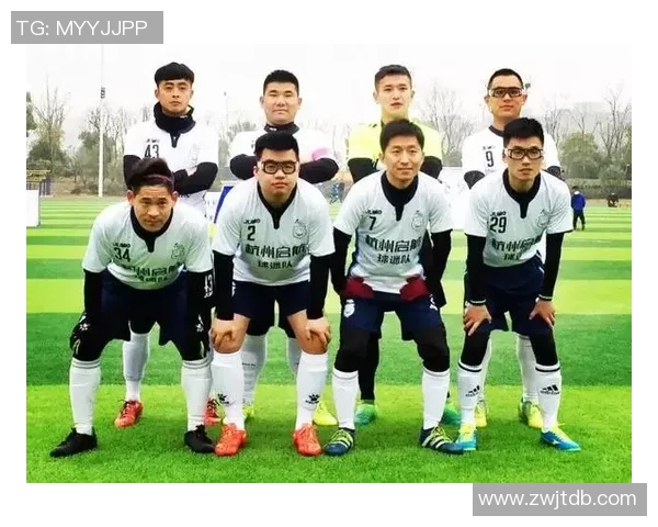 成都足球队意识争议引发热议球迷与专家观点碰撞激烈