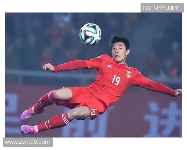 足球明星发型男士风格解析与潮流趋势分享 足球明星发型男士风格解析与潮流趋势分享